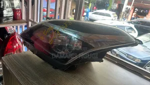 Suzuki Baleno Headlight - Ex Japan