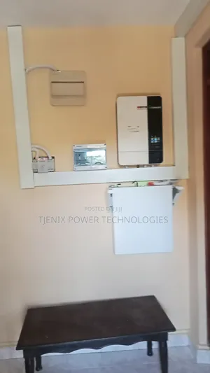 Huduma za Ufungaji wa Mifumo ya Jua (Solar PV)