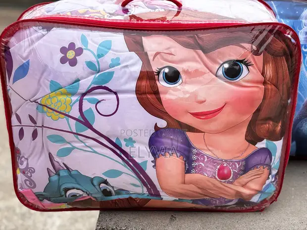 Cartoon Themed Kids' Duvet Set - 1
