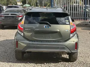 Toyota Aqua Hybrid 2019 Grey