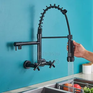 Kitchen Mixer Wall Pull Nyeusi