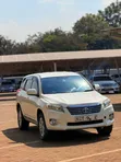 Toyota Vanguard 2011 Nyeupe - 2