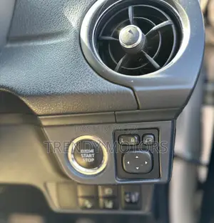 Toyota Axio 2015 Nyeusi
