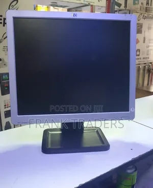 HP 17 Inch Monitor Yenye Screen Mraba