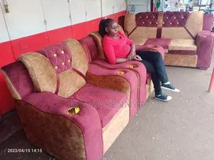 Huduma za Kukarabati na Kubuni Sofa
