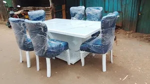 Meza ya Kula ya Watu 6 yenye Mguu wa Duara