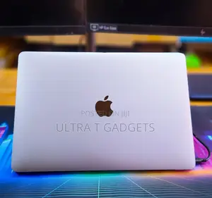 Apple MacBook Air 2020 - 8GB RAM, 256GB SSD