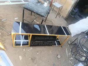 Stendi ya Smart TV