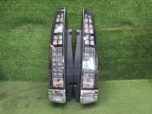 Toyota Voxy Tail Light (Used)