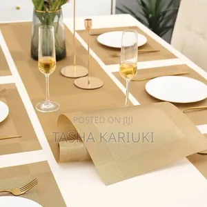 Seti ya Vipande 6 vya Mkimbiaji wa Meza na Placemats za PVC