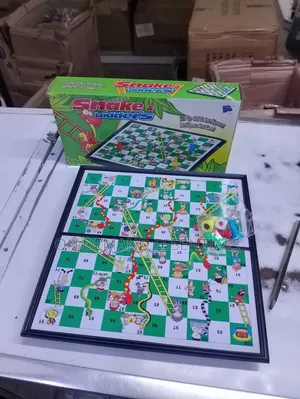 Mchezo wa Nyoka na Ngazi