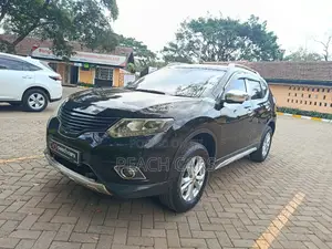 Nissan X-Trail 2014 Nyeupe