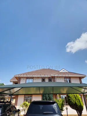 Townhouse/Terrace 5 Chumba za Kulala Zote ni Ensuite Kahawa Sukari Inauzwa