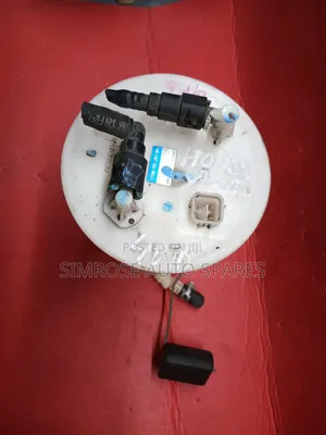 Honda Vezel 4WD Fuel Pump