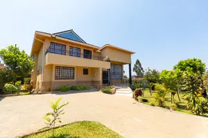 Maisonette ya Vyumba 5 Nairobi Ndogo, Kikuyu