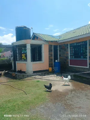 Nyumba ya Makazi yenye Sehemu 10 za Biashara