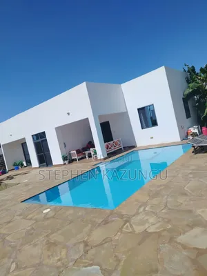 Nyumba ya Vyumba 4 na Samani Nyumba Amani, Diani
