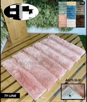 Ultra Soft Microfiber Bathroom Mat