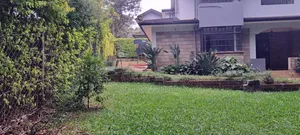 Maisonette ya Vyumba 3 vya Kulala kwa Ajili ya Kukodisha Ridgeways