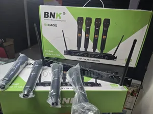 BNK BK8400 Maikrofoni 4 Zisizo na Waya za UHF