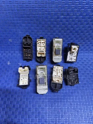 Switch Moja Toyota Vitz/Fielder