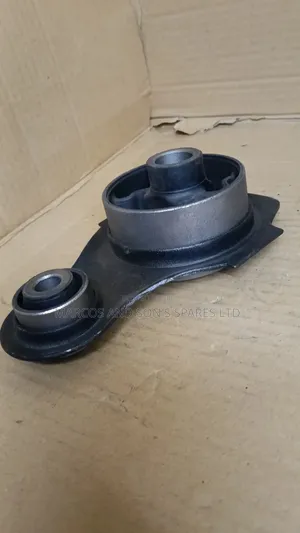 Honda HR-V Rear Engine Mounting