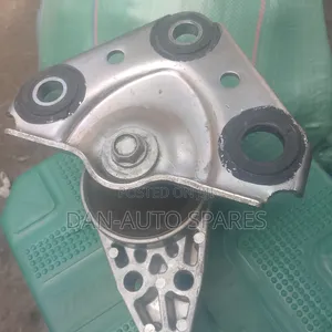 Mazda Demio/Verisa Engine Mounts