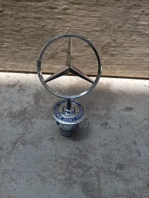 Nembo ya Bonnet ya Mercedes-Benz