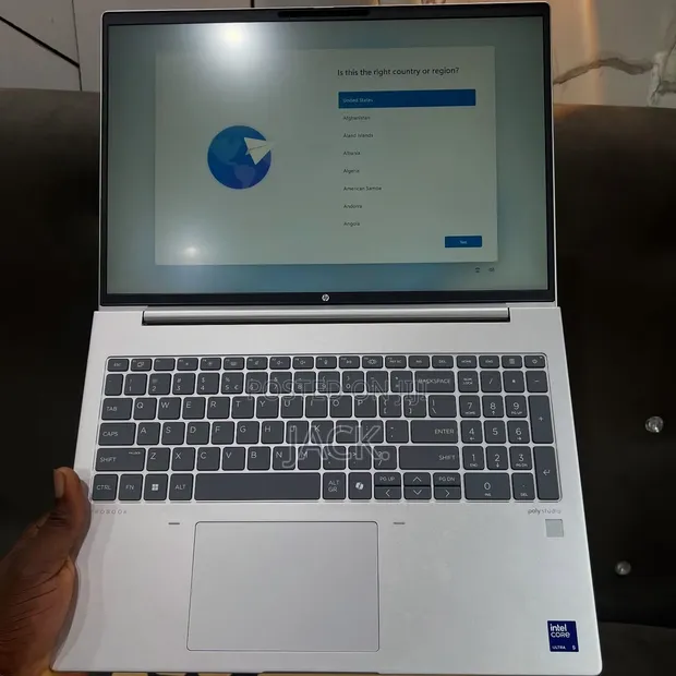 New HP ProBook 460 G11 16GB Intel Core Ultra 7 SSD 1TB - 1