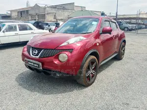 Nissan Juke S 2011 Nyekundu
