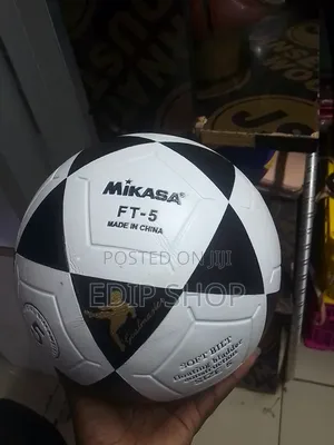 Quality Kids Size 5 Mikasa Football