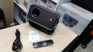 Brand New CY900 Ultra HD Projector
