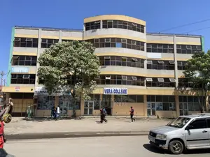 Prime Commercial Building to Let - Oginga Odinga Street