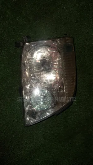 Nissan X-Trail NT30 Headlights (Used)