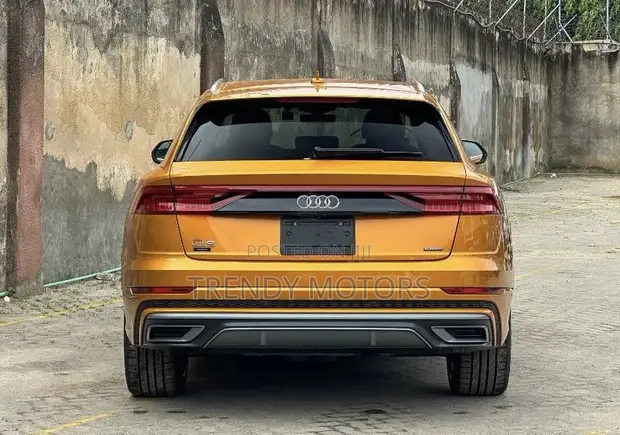 Audi Q8 3.0T Premium AWD quattro 2019 Rangi ya Chungwa - 1