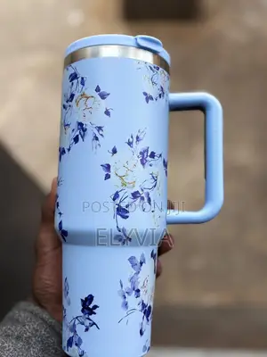 Chupa ya Stanley yenye Maua