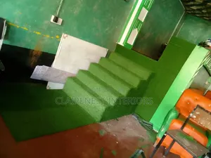 Artificial Grass Carpet kwa Ajili ya Stairs na Nje