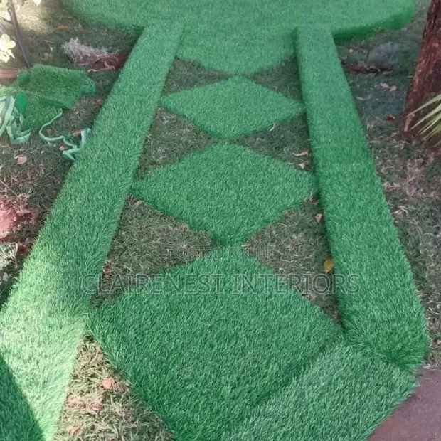Styled Artificial Grass Carpet - 10mm Thickness - 1