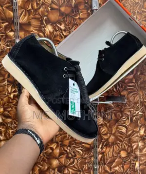 Clarks Originals Desert Trek Black Suede