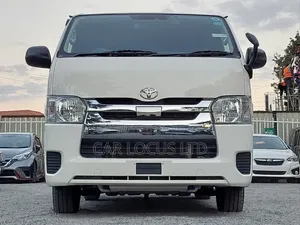 Toyota HiAce 2019 - 2800cc Diesel