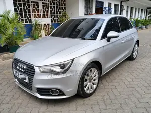 Audi A1 1.4 TFSI S tronic 2013 Silver