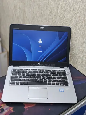 Laptop HP EliteBook 820 G4