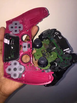 Matengenezo na Vipuri vya Game Consoles za PlayStation & Xbox