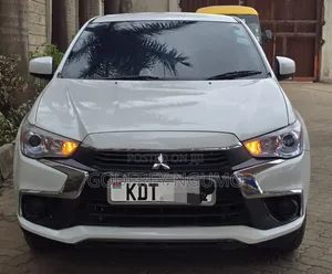 Mitsubishi RVR 2017 Nyeupe