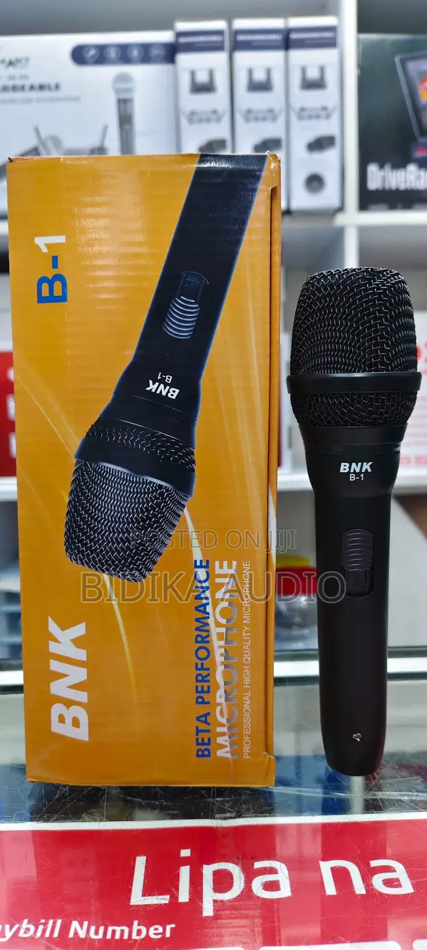 BNK B1 High-Fidelity Corded Stage Vocal Microphone - 1