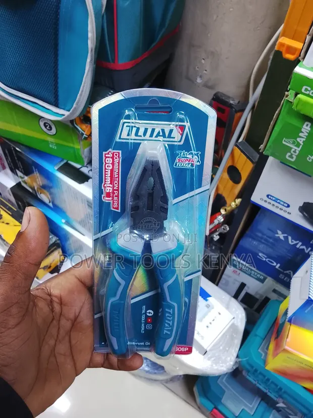 TOTAL 180mm (7") Combination Pliers - 1