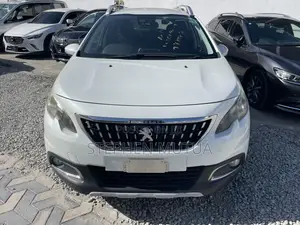 Peugeot 2008 1.2 PureTech SUV 2019 White
