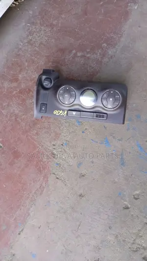 AC Control Unit Toyota Passo KGC30