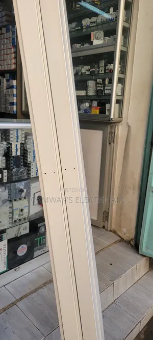 Trunking Iliyopakwa Poda