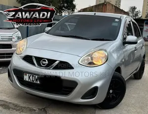 Nissan March 2016 Nyeusi